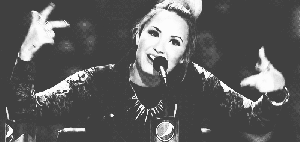 demi-lovato-gif-judges-singer-x-factor-Favim.com-793430 (1)